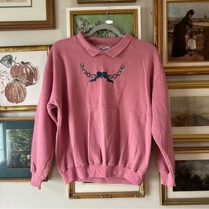 Vintage Women's Embroidered Bow Sweater